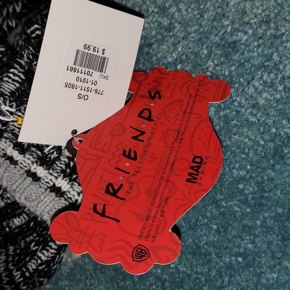 F.R.I.E.N.D.S Mittens x2 - Picture 6 of 7